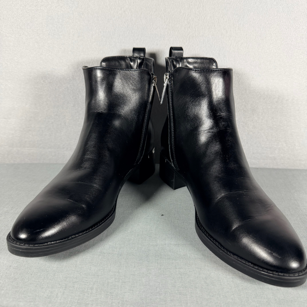 Calvin Klein Womens Size 9.5M Black Leather Side Zip Ankle Boots Block Heel